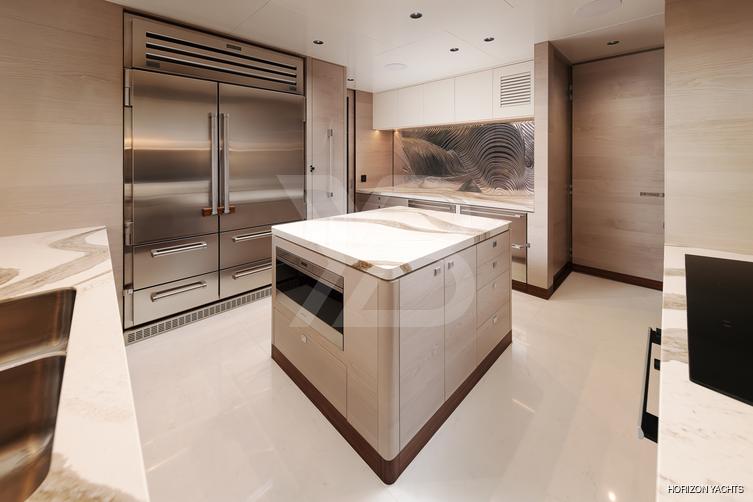 Island Soul yacht interior 9