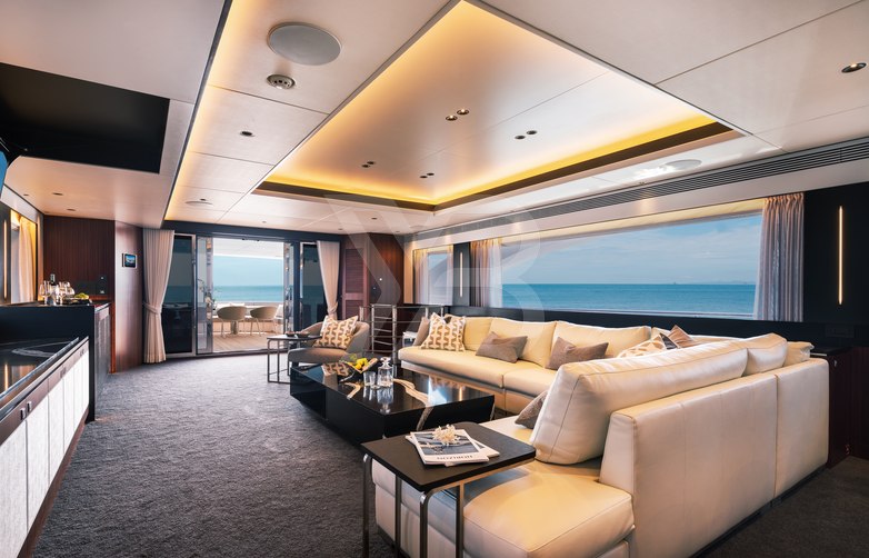 Vin Xan yacht interior 8