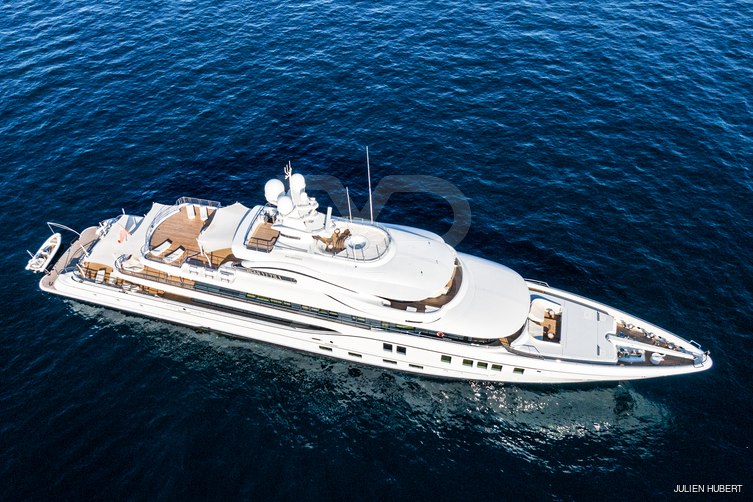 Plvs Vltra yacht exterior 67