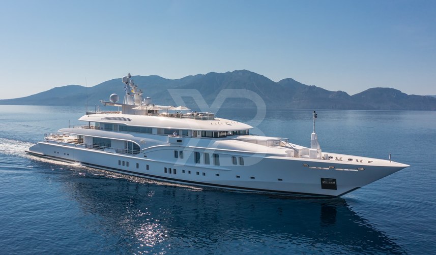 Lady Vera yacht exterior 2