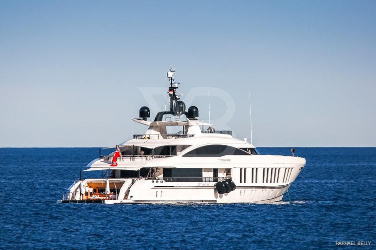 Samurai yacht exterior 13