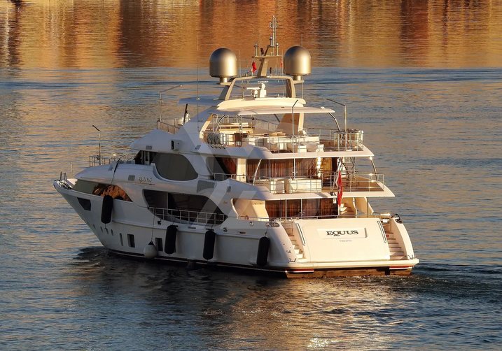 Equus yacht exterior 3