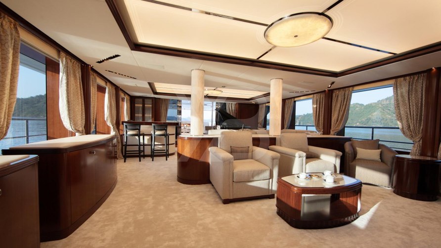 Vica yacht interior 11