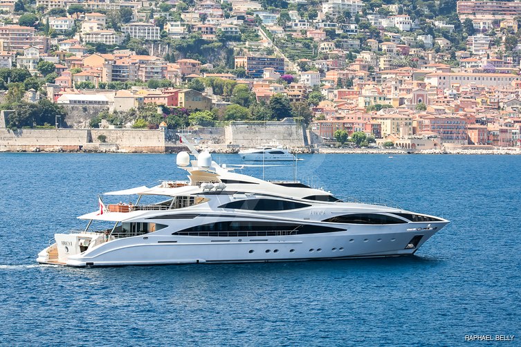 Africa I yacht exterior 2