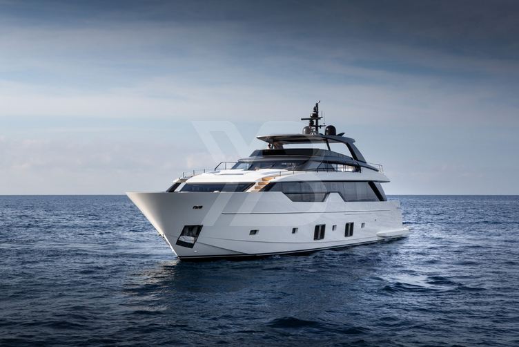 Le Gypsy yacht exterior 4