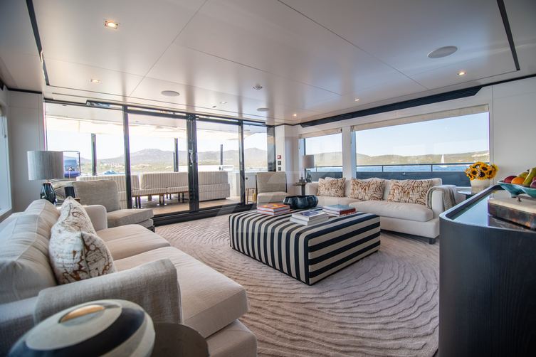 Fox yacht interior 8