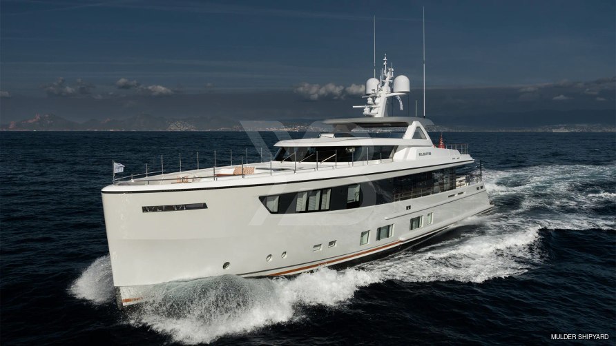 Solemates yacht exterior 11