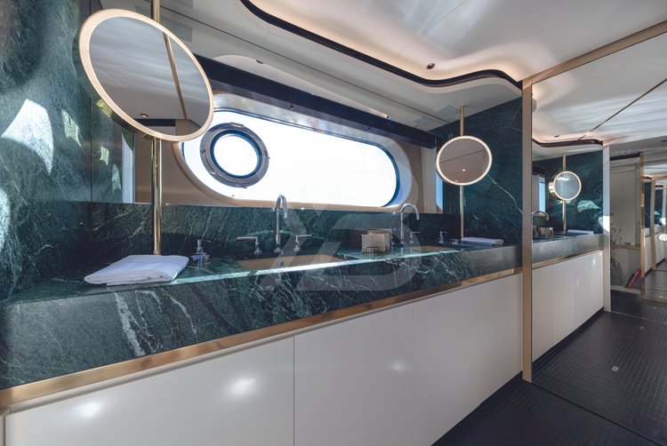 Jakat yacht interior 30