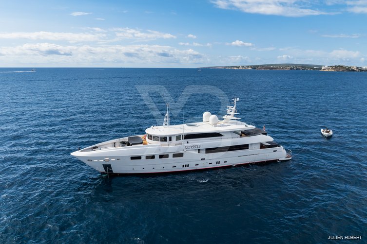 Celia P yacht exterior 8