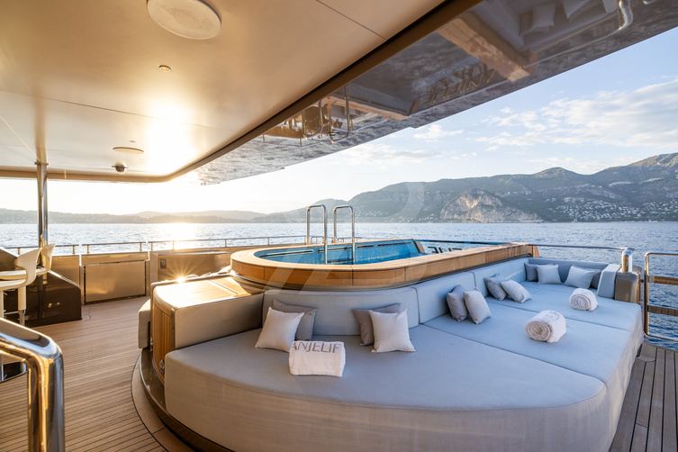 Anjelif yacht interior 10