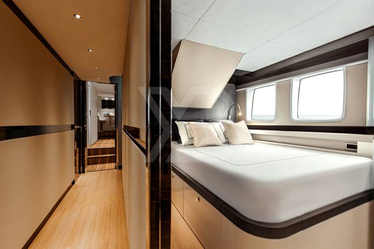 Silver Dawn yacht interior 28