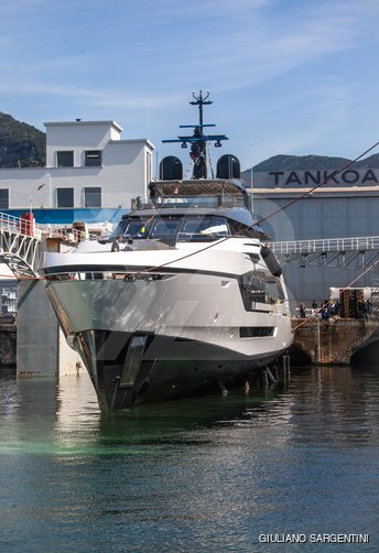 Loewe yacht exterior 7