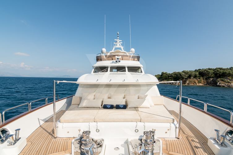 Endless Summer yacht exterior 3