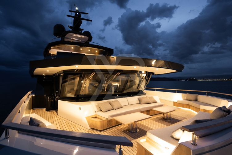 Queen Tati yacht exterior 3