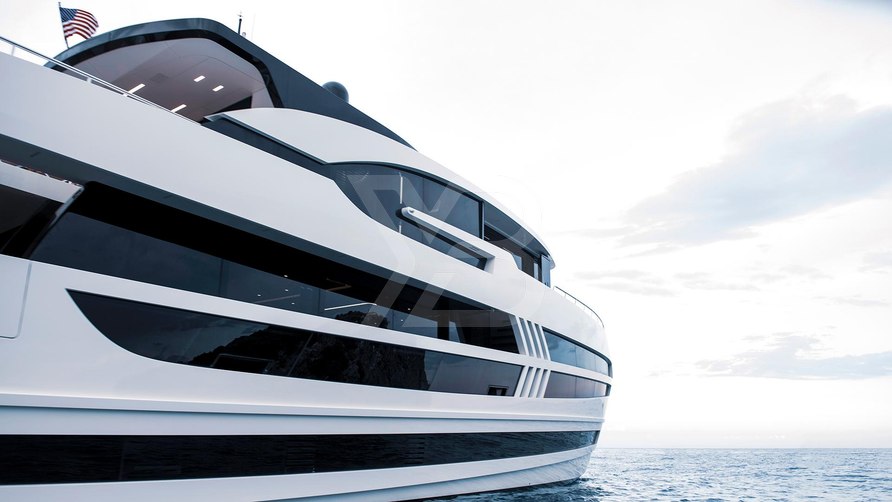 Sandro yacht exterior 3