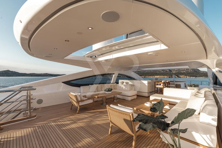 Asani yacht exterior 40