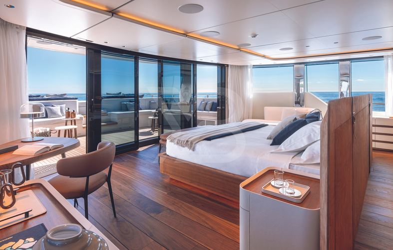 Asante yacht interior 10