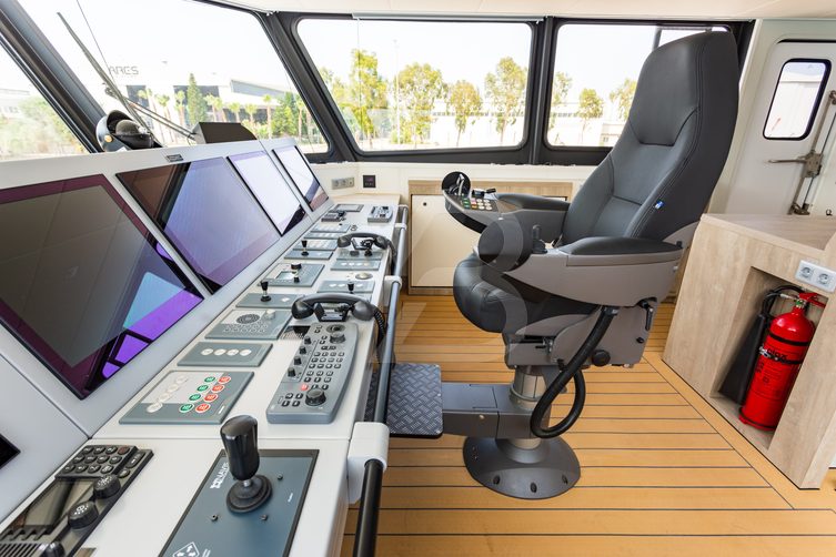 Power Play yacht interior 16