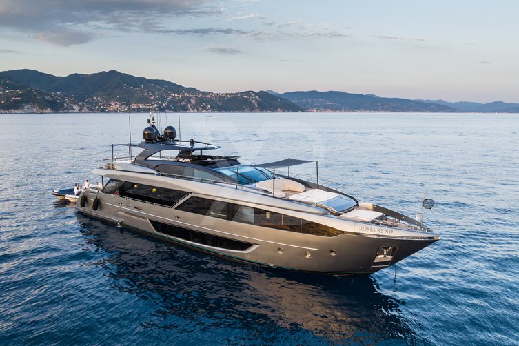 Fatima yacht exterior 9