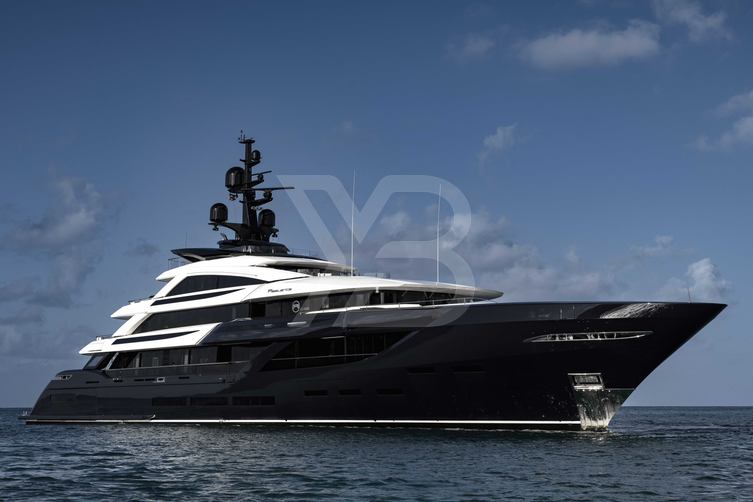 S5 yacht exterior 26