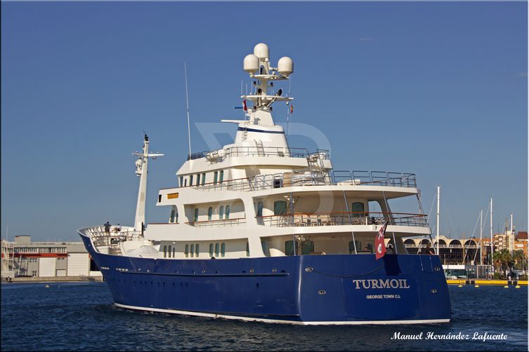 Cupani yacht exterior 3