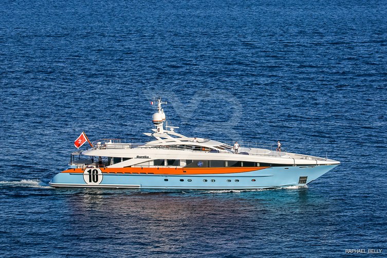 Aurelia yacht exterior 10