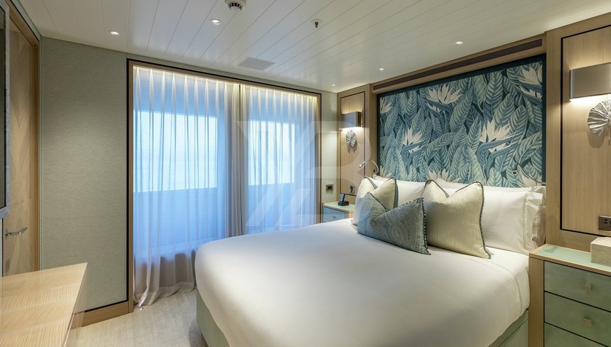 Joy yacht interior 19