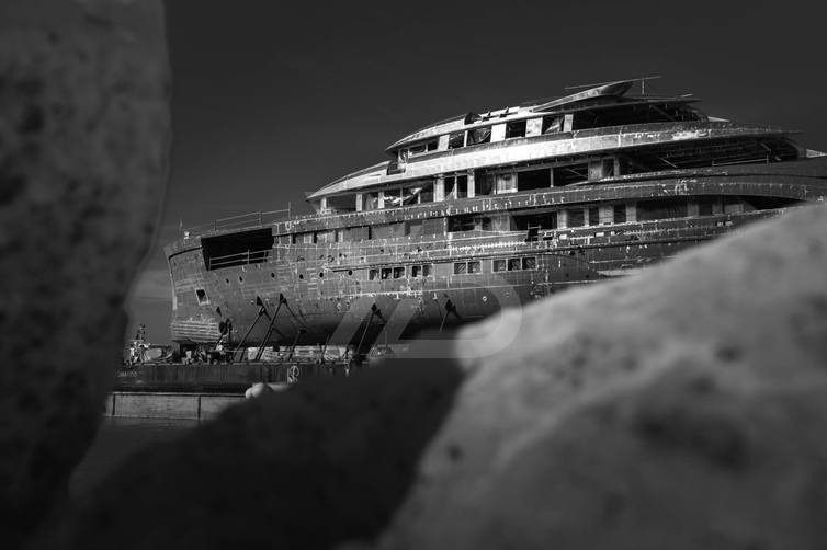 Amor a Vida yacht exterior 12