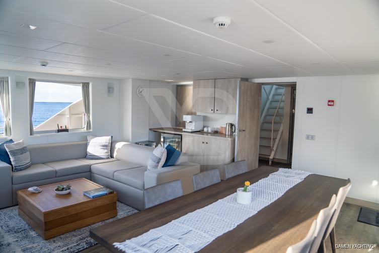 Chasing Romance yacht interior 8
