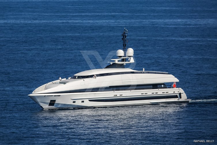 Crazy Me yacht exterior 9