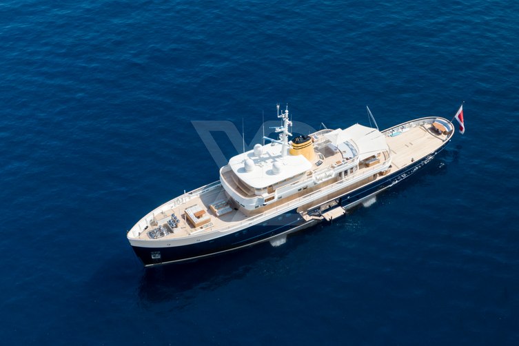 Blue II yacht exterior 10