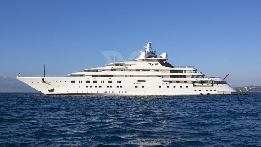 A+ yacht exterior 9