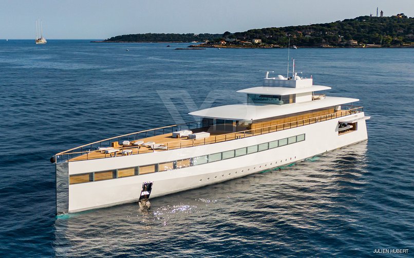 Venus yacht exterior 16