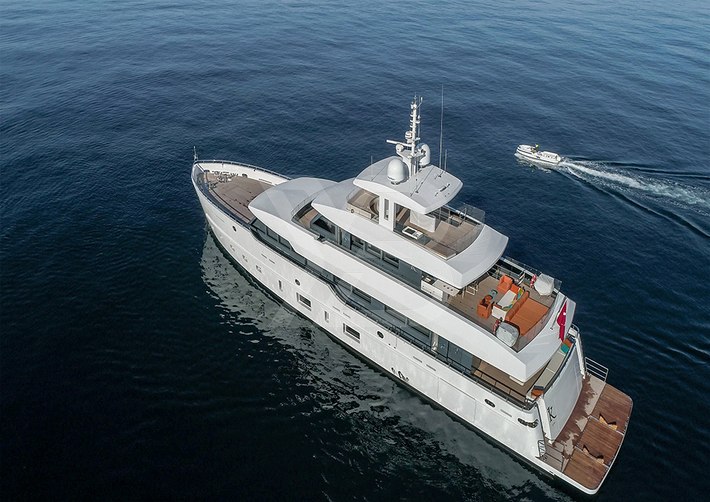 K yacht exterior 5