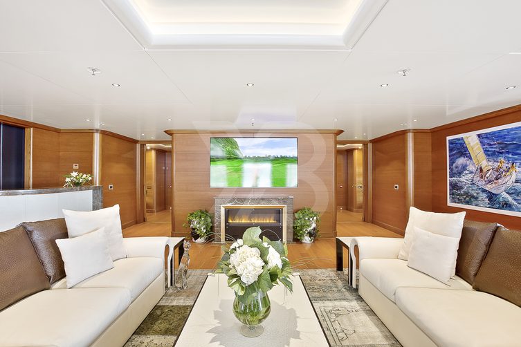 Boadicea yacht interior 11