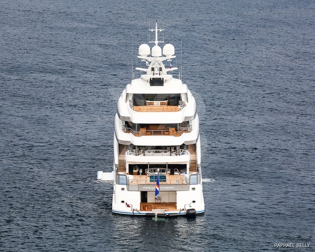 CC-Summer yacht exterior 8