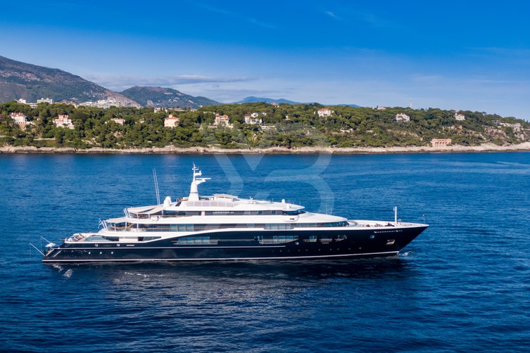 Carinthia VII yacht exterior 40