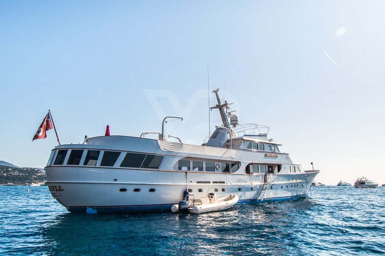 Seagull of Cayman yacht exterior 6