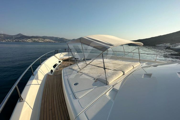 Miss Ado yacht exterior 7