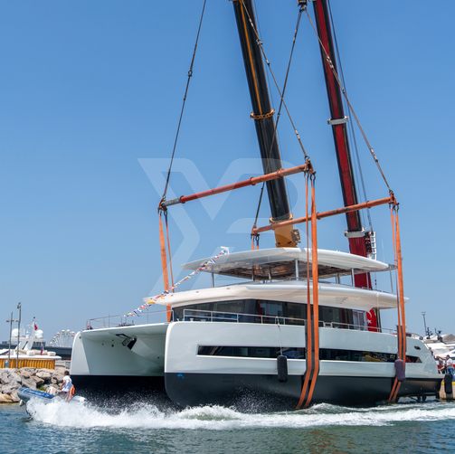 E-CAT 80/02 yacht exterior 9