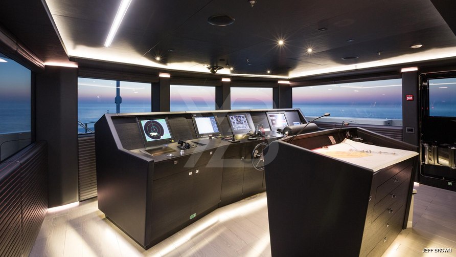 Ocean Paradise yacht interior 28