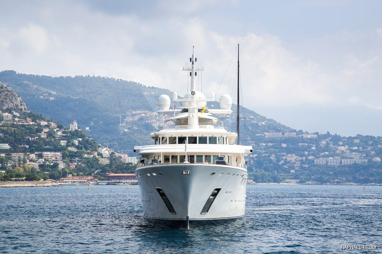 Tatoosh yacht exterior 13