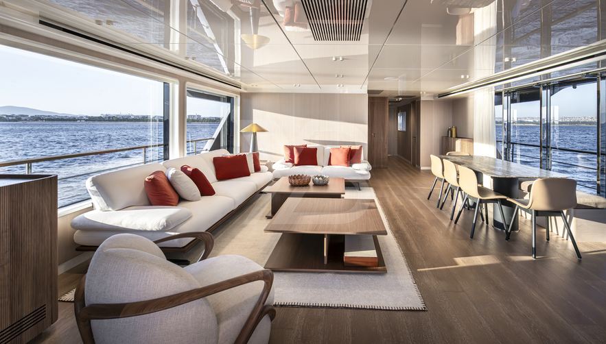 Tuccini yacht exterior 16