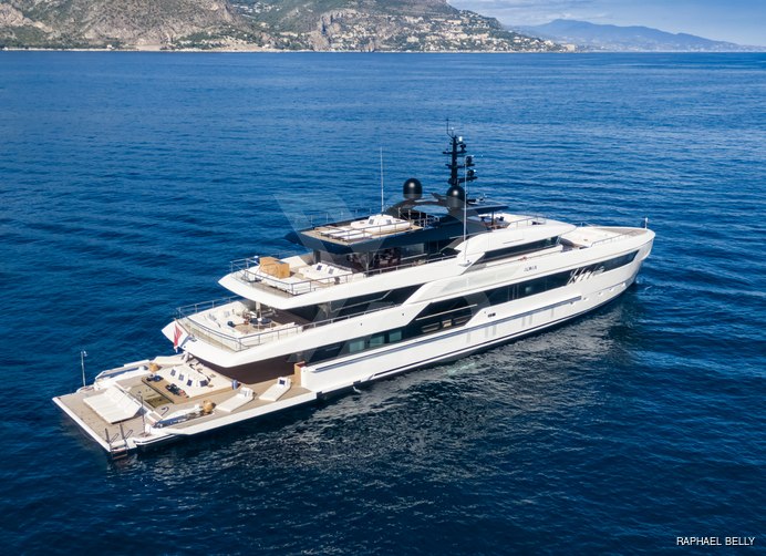 Almax yacht exterior 2