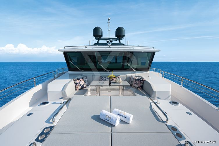 FD80 /15 yacht exterior 11