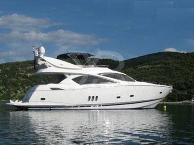 Harrys Game yacht exterior 2