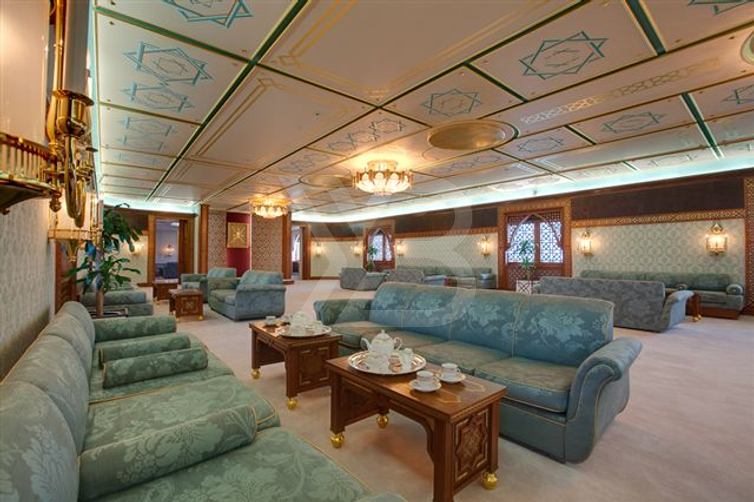 Al Mabrukah yacht interior 7