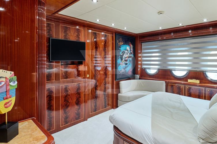 Ability yacht interior 23