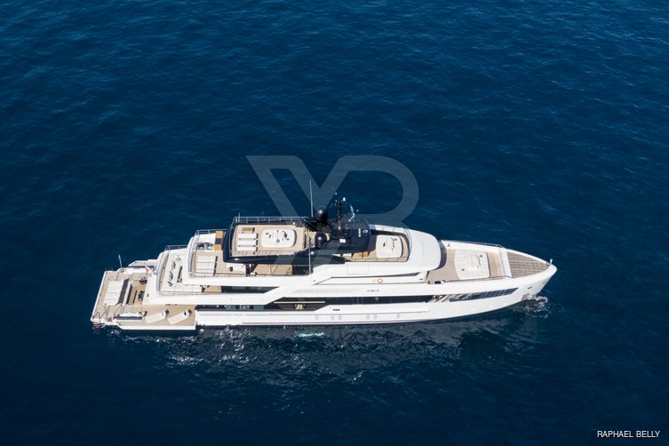 Almax yacht exterior 27