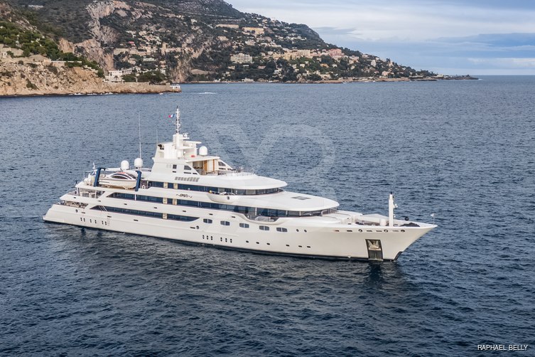 Emir yacht exterior 8